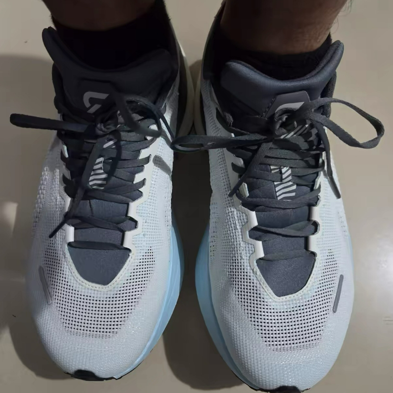 DYNAFISH Xiao Nian Running Sho - đánh giá và giá Men Shoes Vs Women